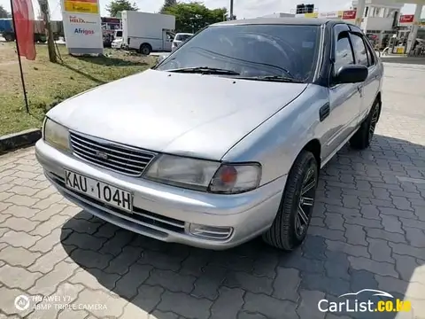 Nissan Sunny 