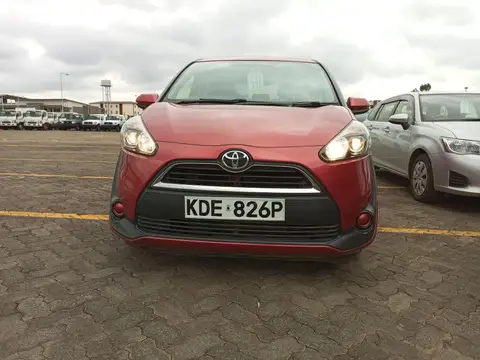 Toyota Sienta