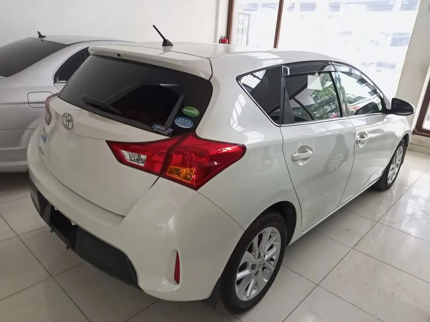 2015 Used Toyota Auris For Sale  #4