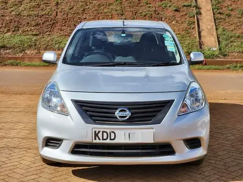 Nissan Latio