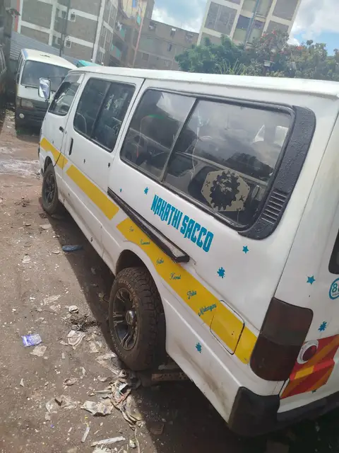 Toyota Hiace 5L