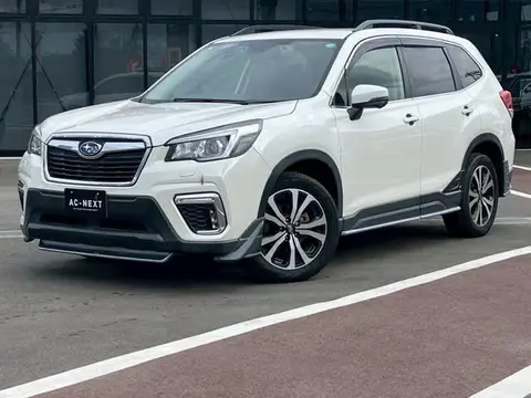Subaru Forester PREMIUM 