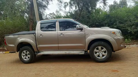 Toyota Hilux Double Cab 3.0 KZ-TE